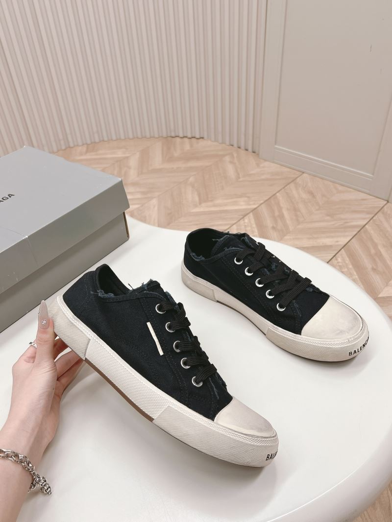 Balenciaga Low Shoes